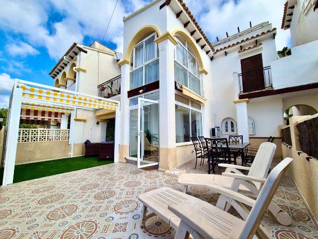 Casa chalet en Venta en San Miguel de Salinas