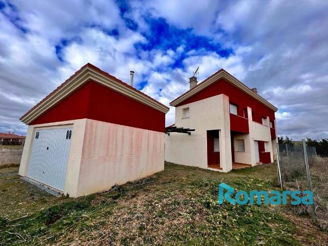 Casa chalet en Venta en Sanchidrián