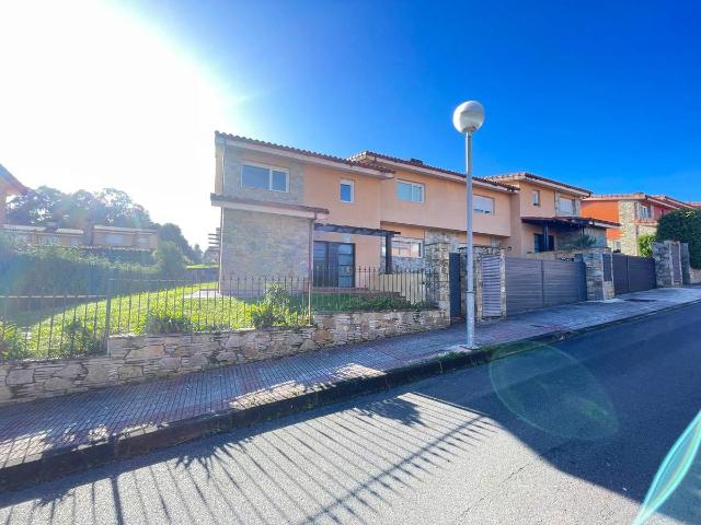 Casa chalet en Venta en Sada A Coruña