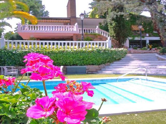 Casa chalet en Venta en Salud y Alegría El Lago