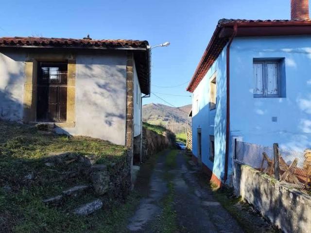 Casa chalet en Venta en Salas