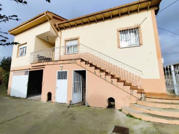 Casa chalet en Venta en Salas
