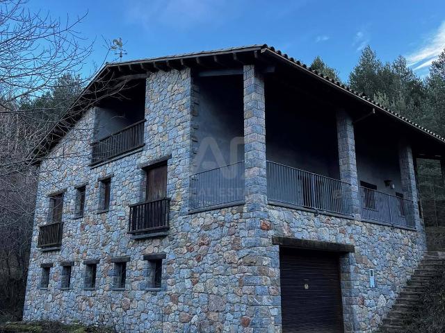 Casa chalet en Venta en Saldes