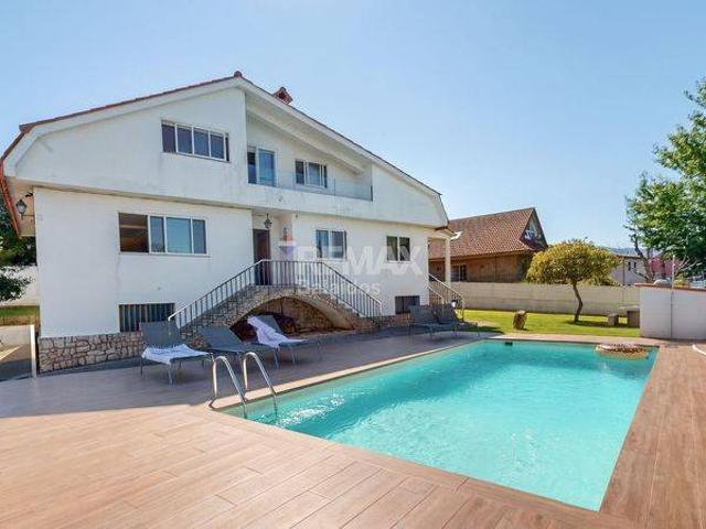 Casa chalet en Venta en Sardoma Castrelos