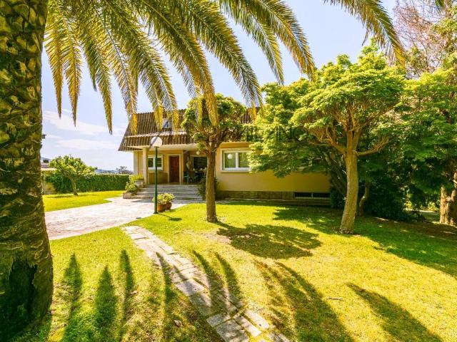 Casa chalet en Venta en Sardoma Castrelos