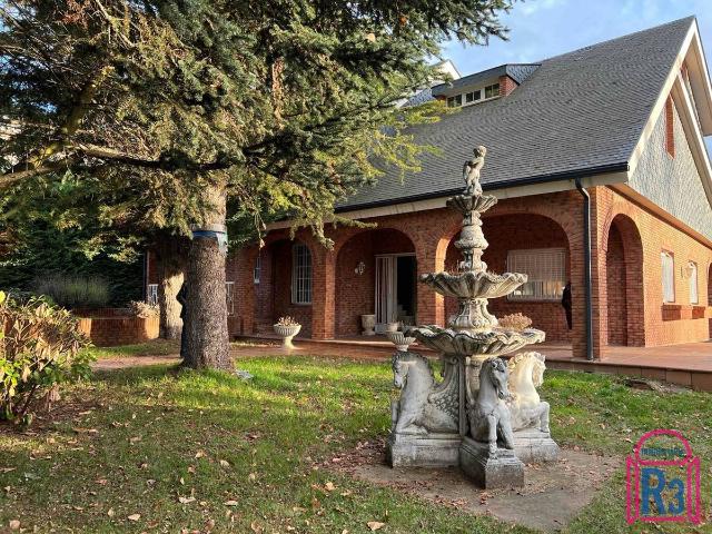 Casa chalet en Venta en Sariegos