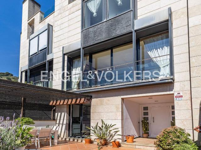 Casa adosada en Venta en Sarrià