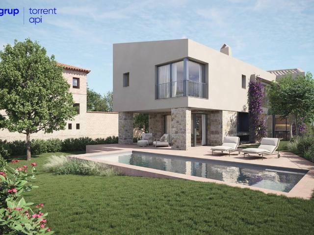 Casa chalet en Venta en Saus, Camallera i Llampaies
