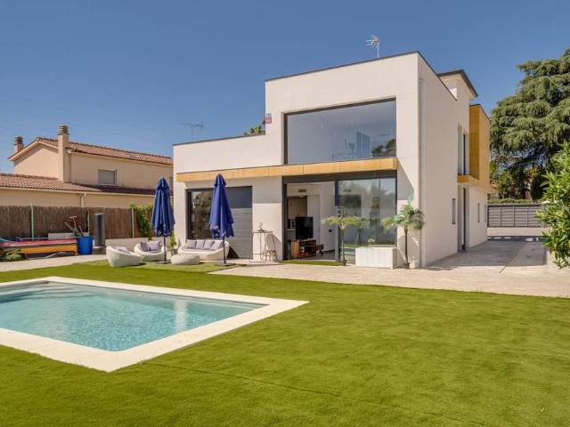 Casa chalet en Venta en Sentmenat