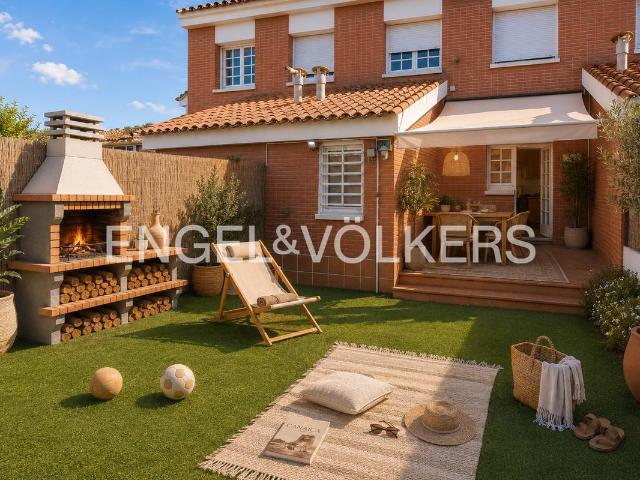 Casa chalet en Venta en Sector Est