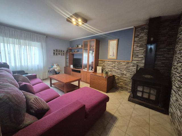 Casa chalet en Venta en Sedes Pedroso Doso
