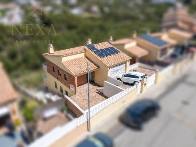 Casa chalet en Venta en Segur de Dalt