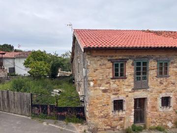 Casa chalet en Venta en Selorio Tornón