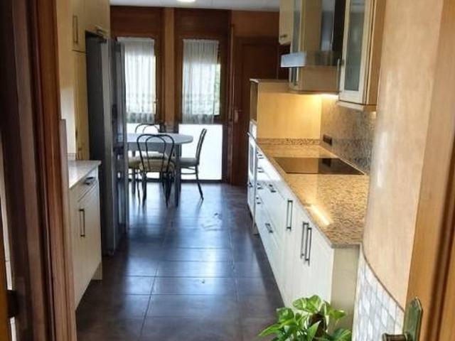 Casa chalet en Venta en Serraparera