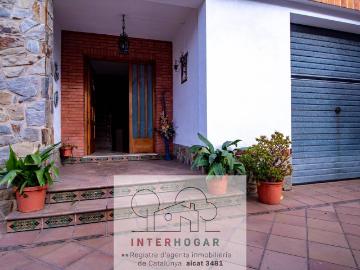Casa chalet en Venta en Serraparera