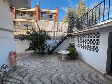 Villa en venta en Plaça Marconi - Gimnasio