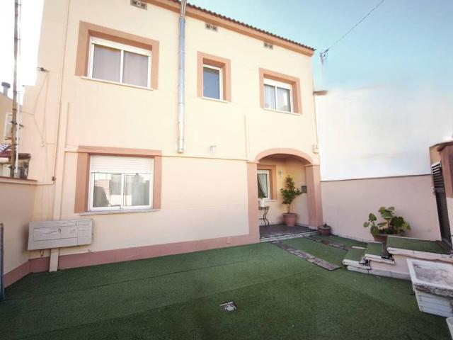 Casa chalet en Venta en Singuerlín