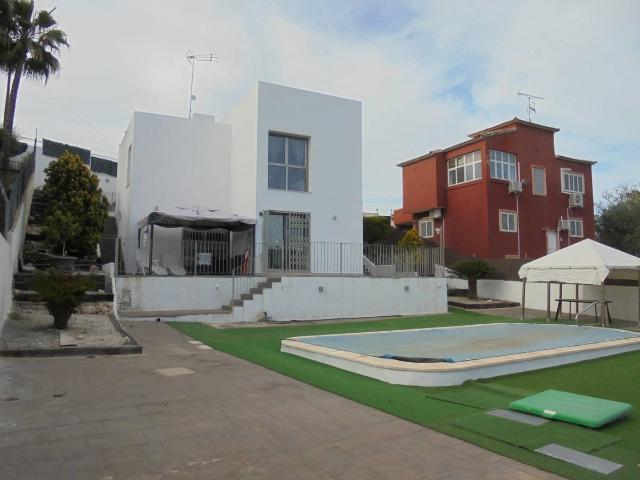 Casa chalet en Venta en Sierra Perenchiza Cumbres de Calicanto Sto Domingo