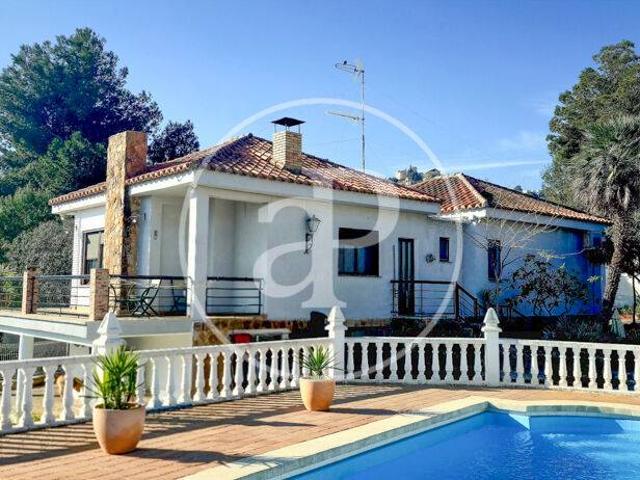 Casa chalet en Venta en Sierra Perenchiza Cumbres de Calicanto Sto Domingo