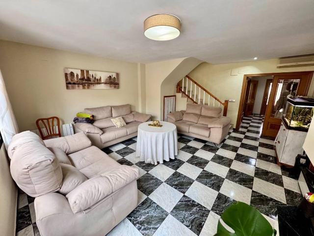 Casa chalet en Venta en Silla