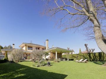 Casa chalet en Venta en Somió