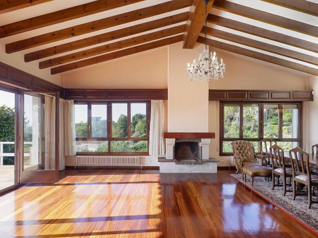 Casa chalet en Venta en Somió