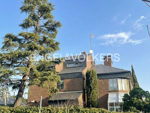 Casa chalet en Venta en Somosaguas