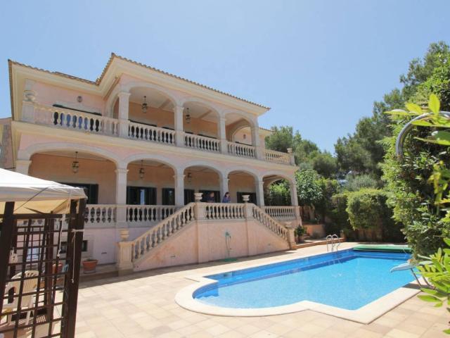 Casa chalet en Venta en Son Verí