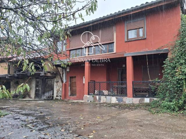 Casa chalet en Venta en Sobrescobio