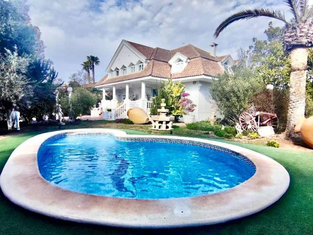 Casa chalet en Venta en Sol y Luz