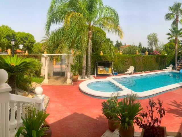 Casa chalet en Venta en Sol y Luz