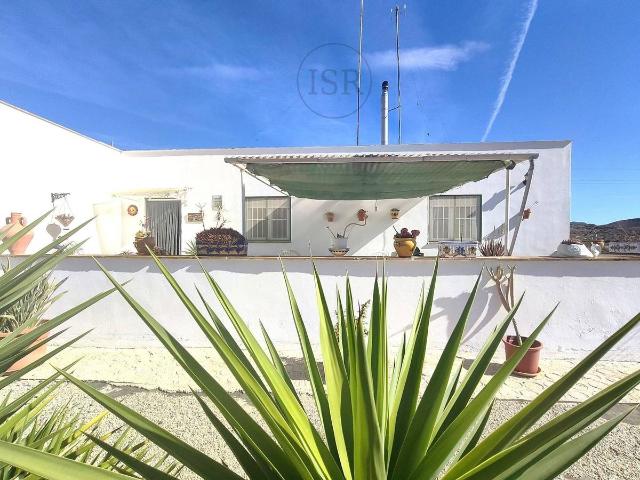 Casa chalet en Venta en Sorbas
