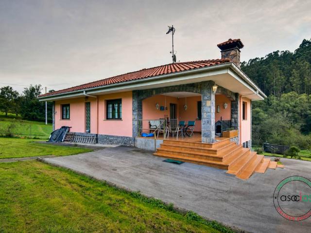 Casa chalet en Venta en Soto del Barco