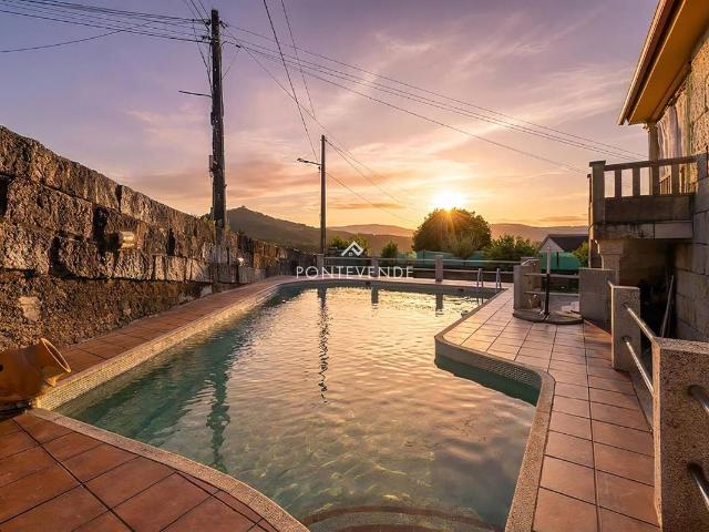 Casa chalet en Venta en Soutomaior