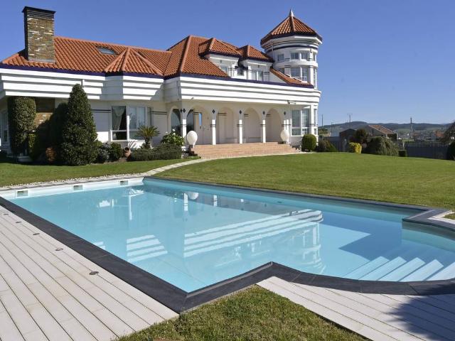 Casa chalet en Venta en Suances