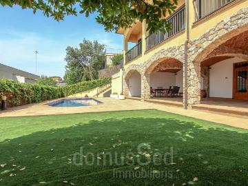 Casa chalet en Alquiler en Teià