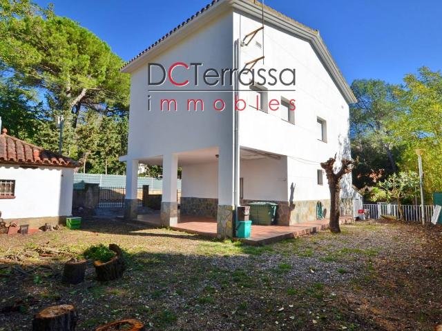 Casa chalet en Alquiler en Vacarisses