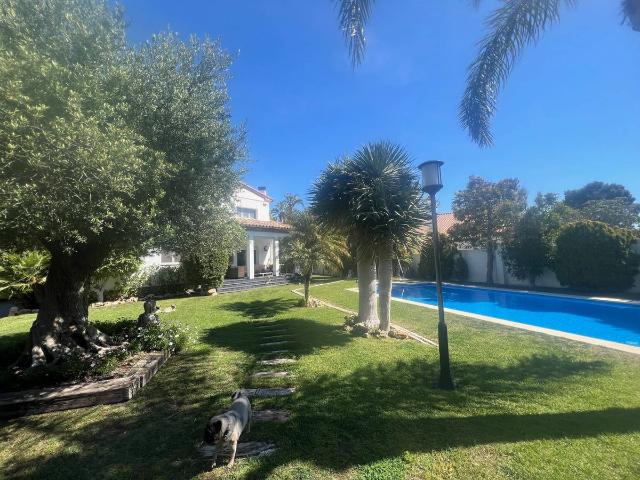 Casa chalet en Alquiler en El Casalot