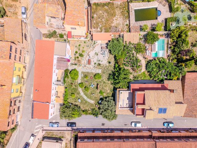 Casa / Chalet independiente en venta en Dimecres 47, Riudeca. 390m² Riudecanyes