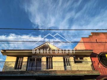 Casa Chalet • m² • Ambientes