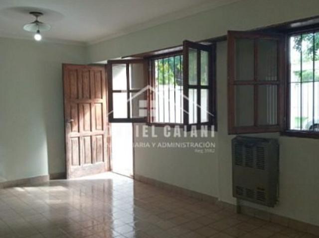 Casa Chalet • m² • Ambientes