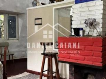 Casa Chalet • m² • 3 Ambientes