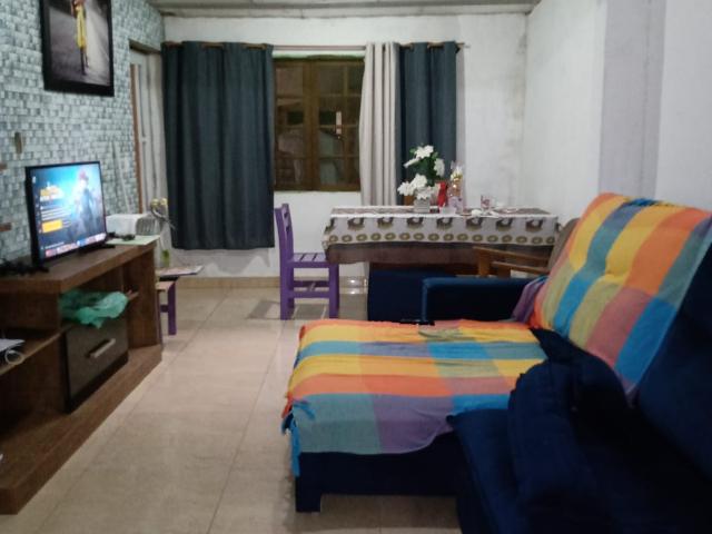 Casa Charmosa c/ 3 Quartos em Pedra de Guaratiba