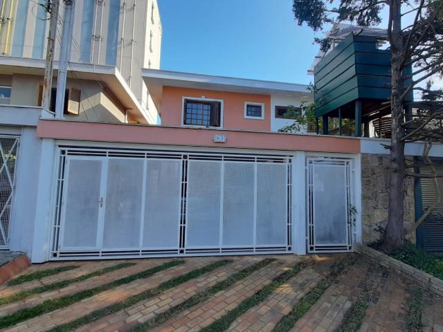 Casa Charmosa c/ 4 Dorms em Santo Amaro AC e Jardim