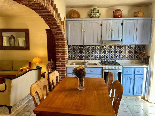 Casa Chepis Prime location AVAILABLE