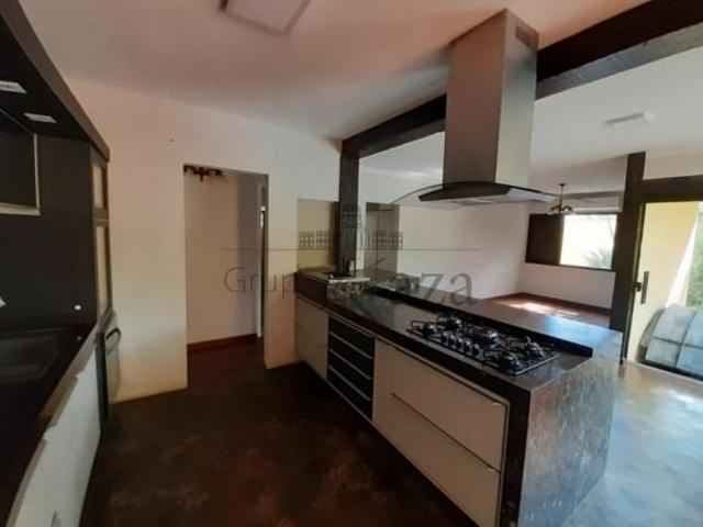 Casa Cidade Vista Verde 4 Dormitórios 186m²
