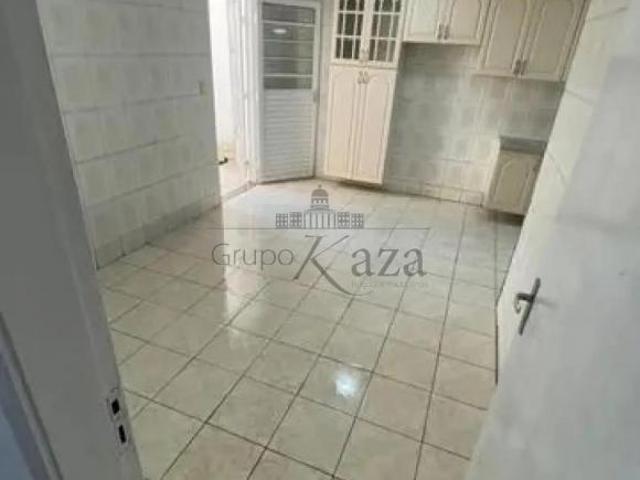 Casa Cidade Vista Verde 5 Dormitórios 250m²