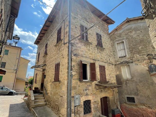 casa cielo terra in vendita a Venarotta