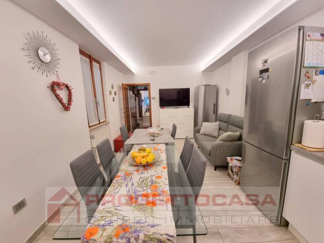 Casa cielo terra in vendita a Appignano del Tronto