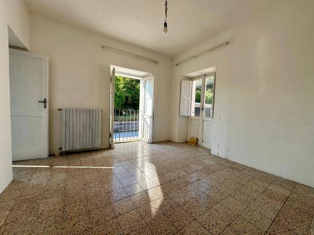 Casa Cielo Terra in vendita a Caporciano